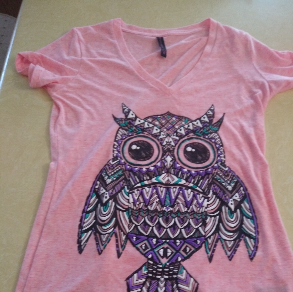 V-neck Owl Top - Picture 1 of 4